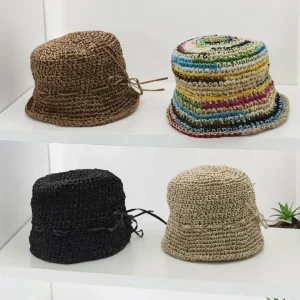Chapeau crocheté en raphia noir, café, beige et multicolore