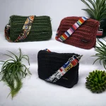 Ava Ensemble de 3 Pochettes en ficelle de jute (bordeaux, kaki et noire) avec anse bandoulière à motif