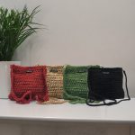 Sirida Pochette bandoulière crochetée en ficelle de jute beige, bordeaux, kaki et noir