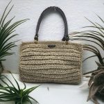 Monica Sac cabas crocheté en corde beige avec anses en cuir noir à pinces
