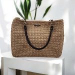 Aura Sac cabas crocheté en ficelle de jute beige avec anses en cuir noir