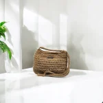 Alexandra III pochette bandoulière crochetée en ficelle de jute beige avec mini anse