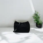 Natalia Pochette bandoulière en ficelle de jute noire et anse en cuir noir