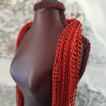 Collier sautoir crocheté en fil ruban rouille