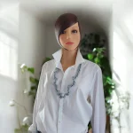 Collier sautoir crocheté en fil ruban argent