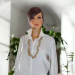 Collier sautoir crocheté en fil ruban or
