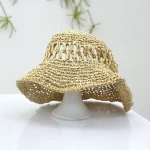 chapeau crocheté en raphia beige