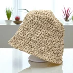 Bahia chapeau bob crocheté en raphia beige