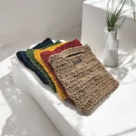 Angela Sac à main crocheté en ficelle de jute, disponible en 6 couleurs: beige, bordeaux, jaune, kaki, marine, noir